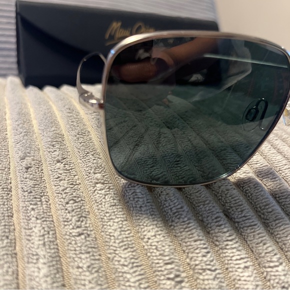 MAUI JIM TRITON MJ 546N-17 ASIAN FIT Silver Neutral Grey Polarized Sunglasses - Picture 2 of 8